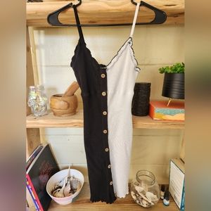 Brand: Derek Heart | Size: M | Color: Black & white